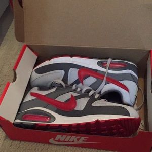 Nike air maxes